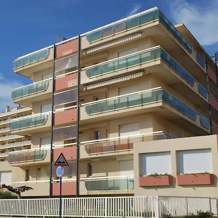 公寓 Au Lavandou Avec Terrasse Vue Et Parking Prive, Proche Et Commerces - Fr-1-803-41 *