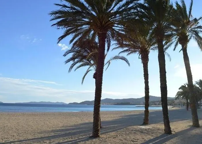 Apartment Avec Terrasse Et Parking, A 10m De La - Fr-1-803-41